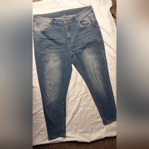 Boutique Skinny Jeans Light Wash Distressed High Rise Size 1XL (14) Stretch